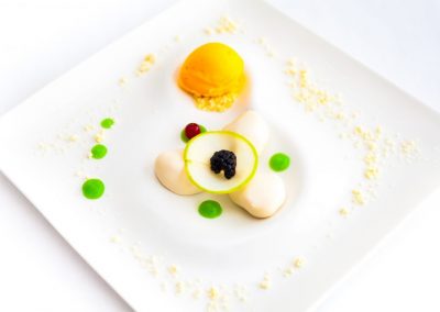 Panna Cotta al The e Mela Verde, creazione del Ginevra, ristorante Gourmet ad Ancona